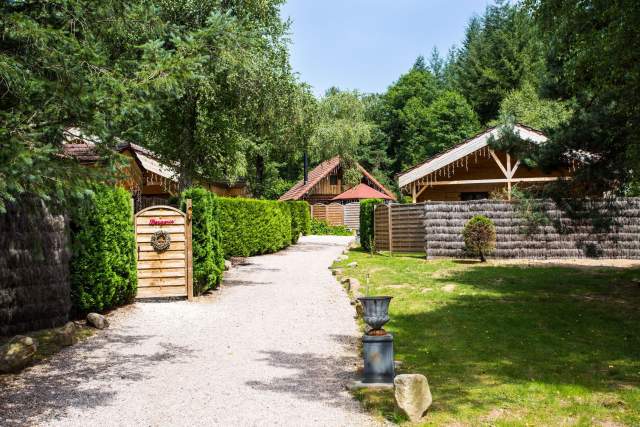 les chalets spa du domaine du haut jardin, love room vosges alsace